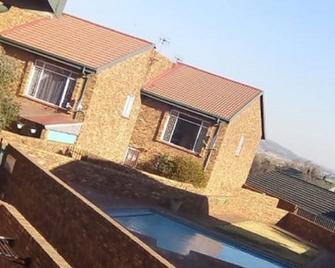 Unit Is Close To Nature Reserve For Walking And Cycling - Heidelberg - Edificio