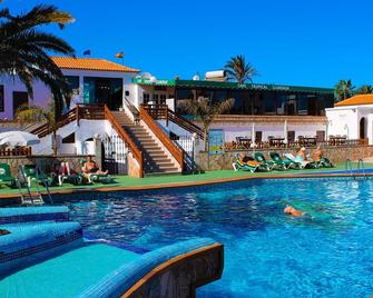 Castillo Beach Club Apartments - Caleta de Fuste - Piscina