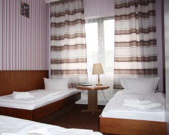 Hotel Zum goldenen Stern - Niewitz - Camera da letto