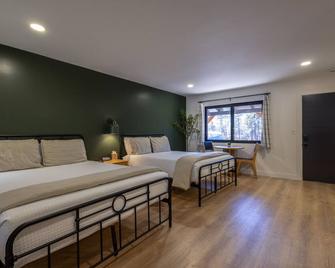 Timberlodge Inn - Pinetop-Lakeside - Schlafzimmer