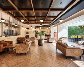 Fairmont Bab Al Bahr, Abu Dhabi - Abu Dabi - Lounge