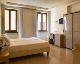 Hotel Antico Borgo - Riva del Garda