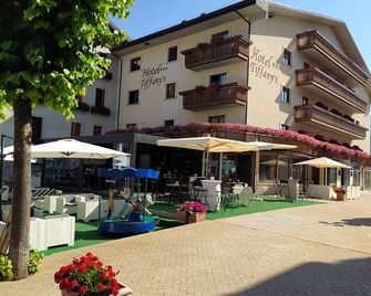 Hotel Tiffany's - רוקאראסו - בניין