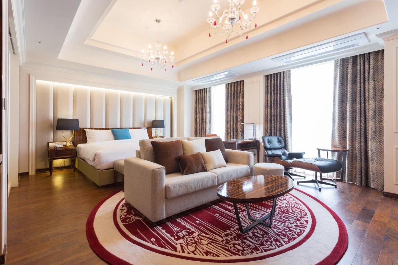 Hotel Charis