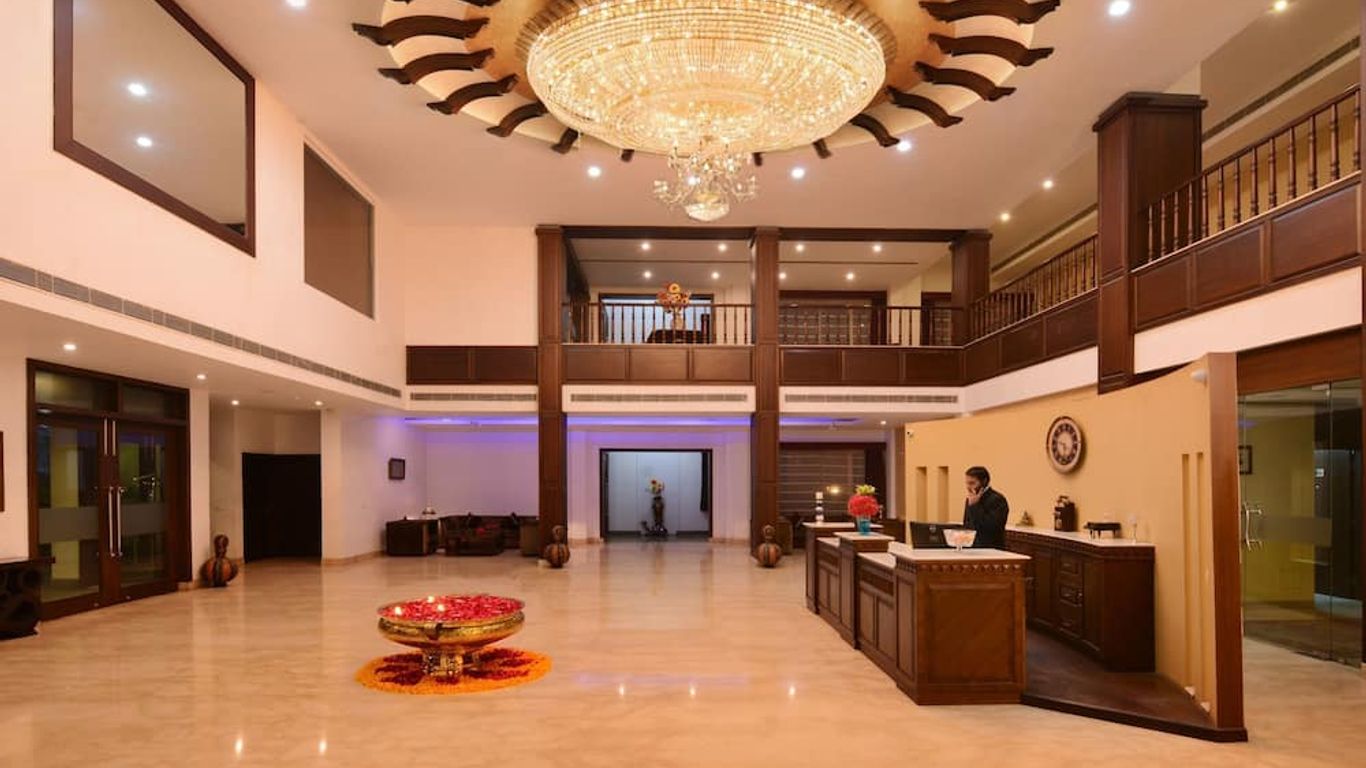 إم بي جرينز كلاركس إن موراداباد