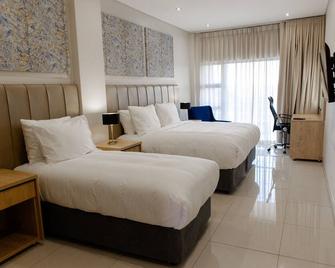 Acres Inn Klerksdorp - Klerksdorp - Bedroom