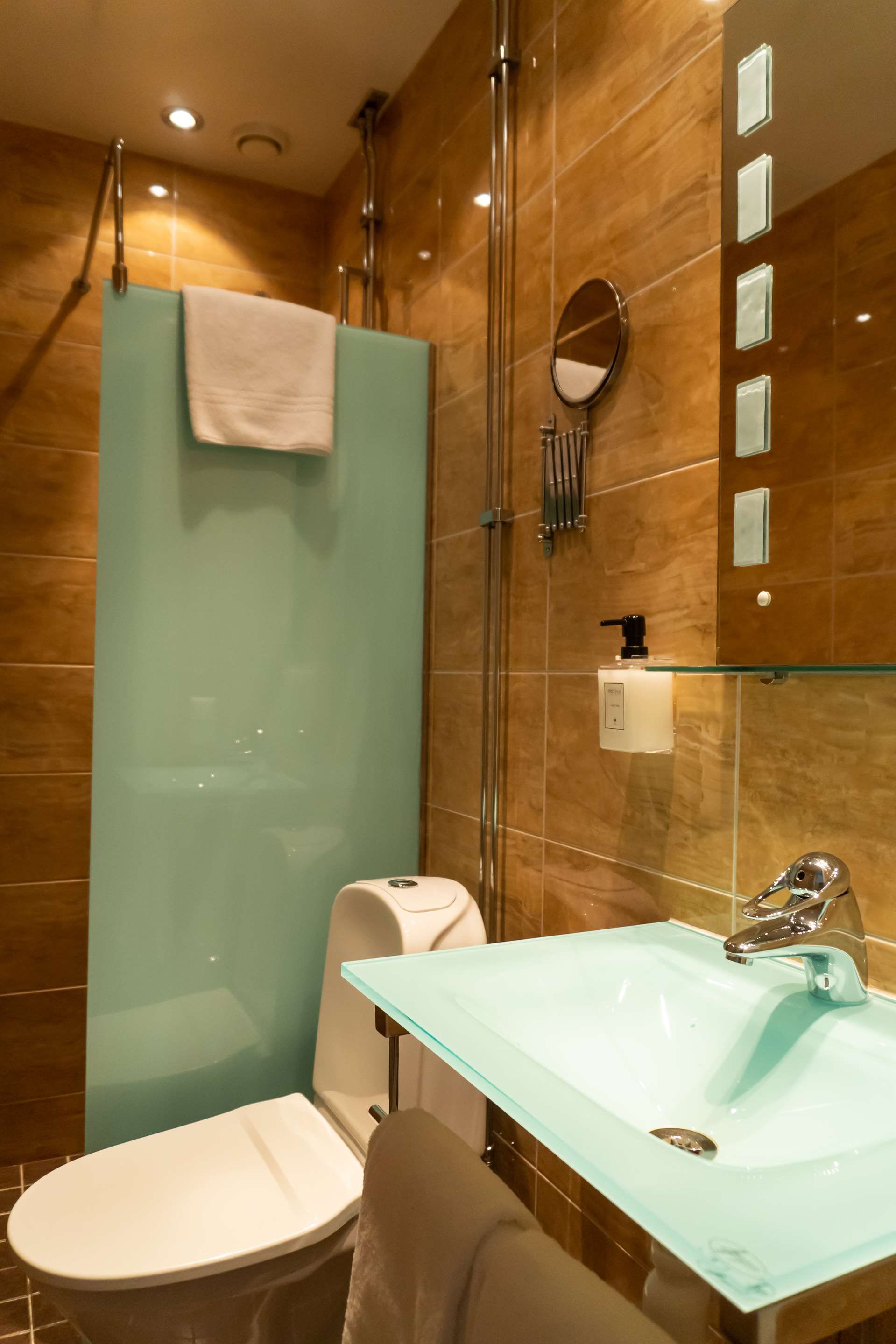 Bathroom view of Best Western Hotel Bentleys