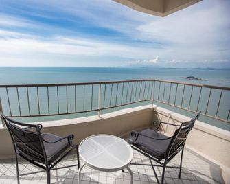 Private Suite @ Rainbow Paradise - Tanjung Bungah - Balcony