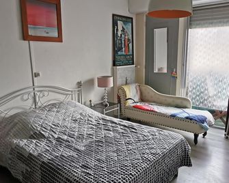 Studio en Plein Centre de Brive La Gaillarde de 36 m2 - Brive-la-Gaillarde - Bedroom