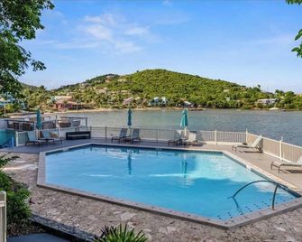 Penthouse luxury with ocean views Resort pools - Saint Thomas Island - Pool