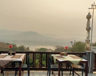 Chiang Khong Hill - Chiang Khong - Balcony