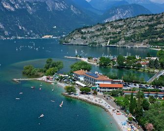 Hotel Lido Blu - Surf & Bike - Nago–Torbole