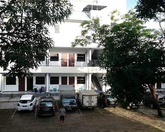 Penginapan Surya - Serang City - Building