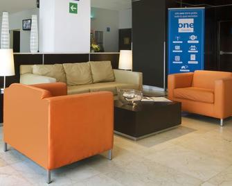 One Toluca Aeropuerto - Toluca - Resepsjon