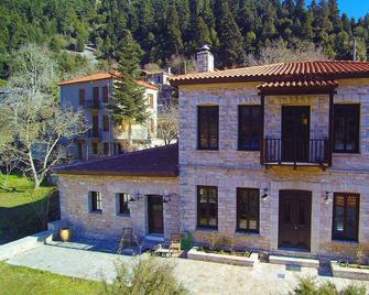 Seasons-Winter 5 Bedroom Home 250m2 - Karpenísi - Building