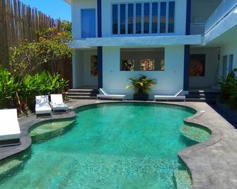 The Bali Bubble - Denpasar - Pool