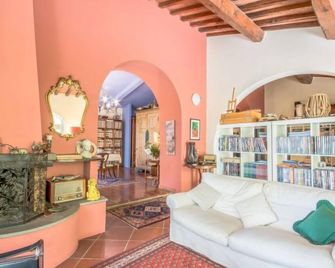 La Casa Vivente - Livorno - Living room