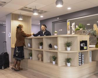 Appart Hotel Odalys City Colmar La Rose d'Argent - Colmar - Recepcja