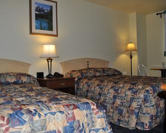 Camrest Motel - Camrose - Bedroom