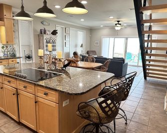 7709 Dolphin Watch Townhouse - Navarre