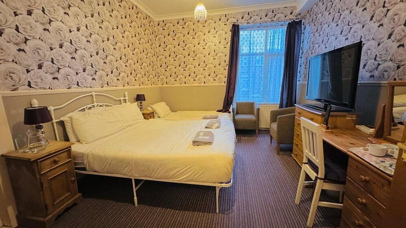 ذا آفون هوتل