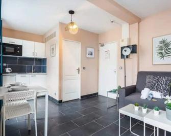 Magnifique Studio 5 - Edouard Vaillant - Pantin - Living room