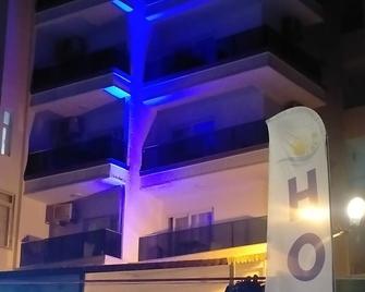 Hotel Yaka Inn - Kizkalesi - Gebäude