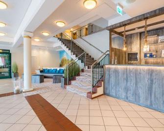 Hotel Kölfhamm - Sankt Peter-Ording - Front desk