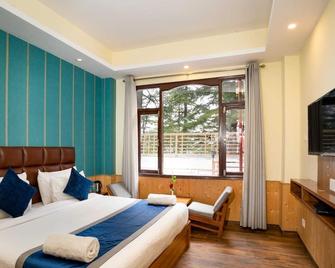 Hotel Woodrina - Shimla - Bedroom
