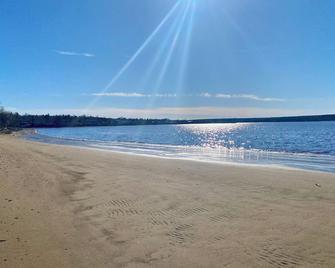Cottage on the Beach - Miramichi - Playa