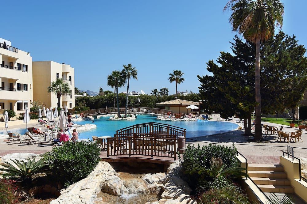 بانارتي كوراتل باي هوتل