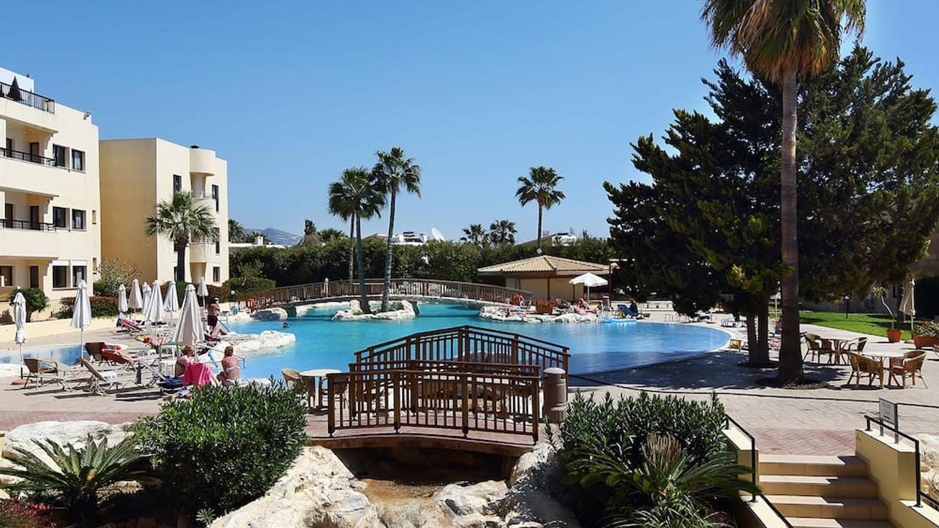 Panareti Coral Bay Resort