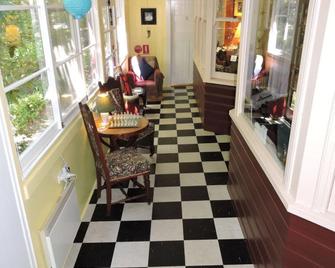 Kubba Roonga Guesthouse - Boutique Luxury Spa Retreat & Gardens - Blue Mountains - Blackheath