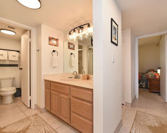 May On Sale! Book Now For May And Save Big! - Kahului - Baño