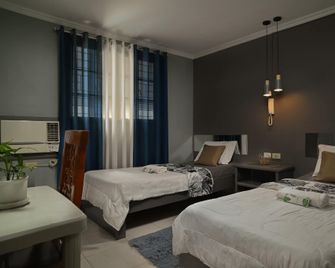Hotel George - Tuguegarao City - Habitación