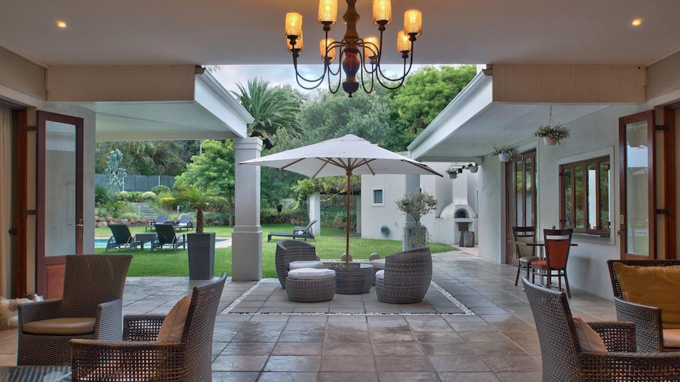 Nova Constantia Boutique Residence