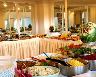 Buyuk Berk Hotel - אייבאליק