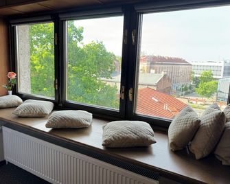 Iris Aparthotel - Krakow - Living room