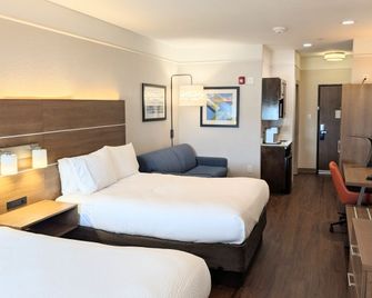 Holiday Inn Express & Suites Galveston West-Seawall By IHG - Galveston - Habitación