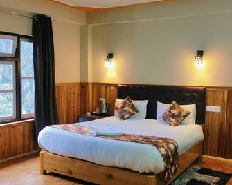 Rufina Lachen Deezong - Lachen - Bedroom