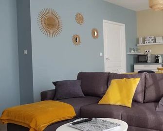 La maison Virginie appartements de 1 à 5 pers cosy central clim parking proximité port - Montargis