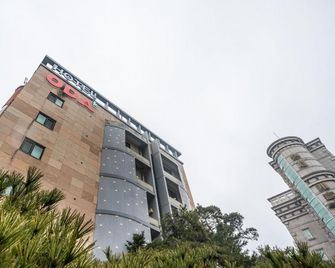 Yongin Singal Hotel Oda - Yongin - Gebouw
