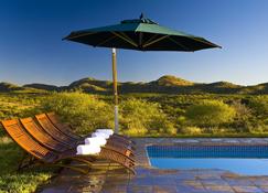 Windhoek Game Camp - Windhuk - Pool