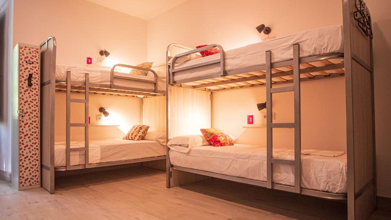 La Flamenka Hostel