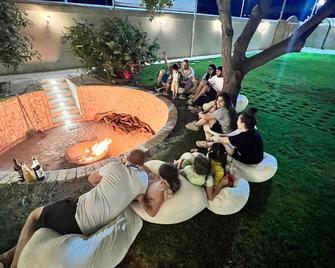 Otyak Hotel Evn Zvartnots Airport - Parakar - Property amenity