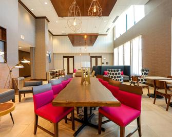 Hampton Inn and Suites Aurora South Denver - Aurora - Salon