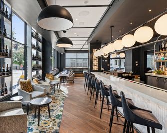Hotel Indigo Baton Rouge Downtown By IHG - באטון רוז' - בר