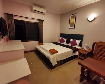 Apex Koh Kong Hotel - Koh Kong Island - Bedroom