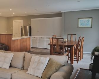 Holiday House with Style - Geraldine Retreat - Geraldine - Obývací pokoj