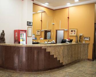 Map Hotel - Lages - Front desk